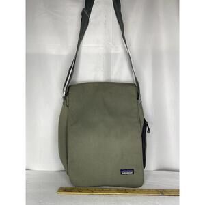 Patagonia Daily Grind Messenger Bag Olive Green